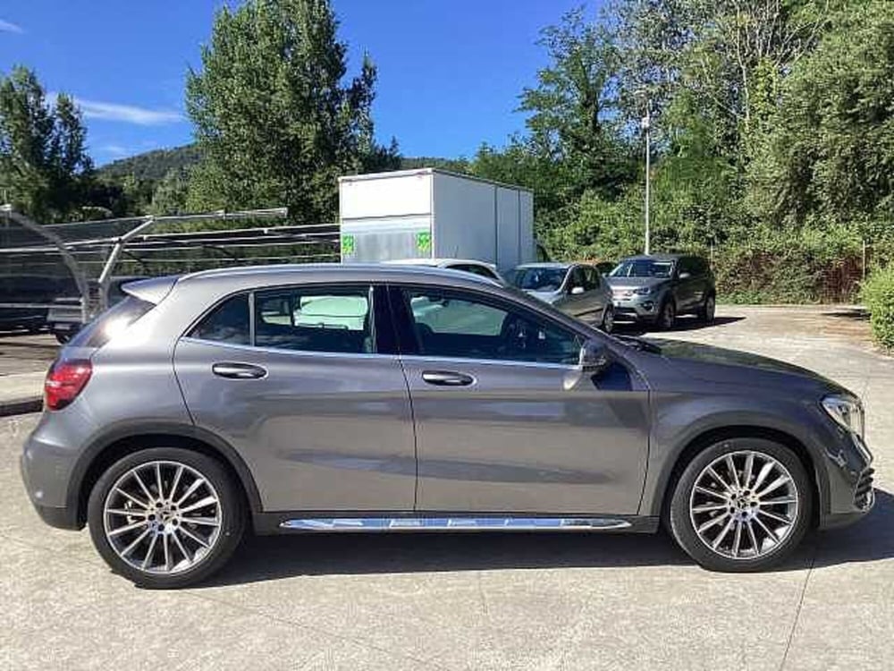 Mercedes-Benz GLA SUV usata a Roma (9)