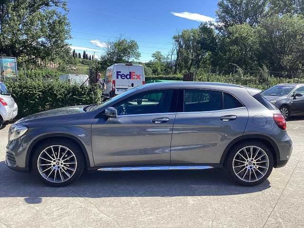 Mercedes-Benz GLA SUV usata a Roma (5)