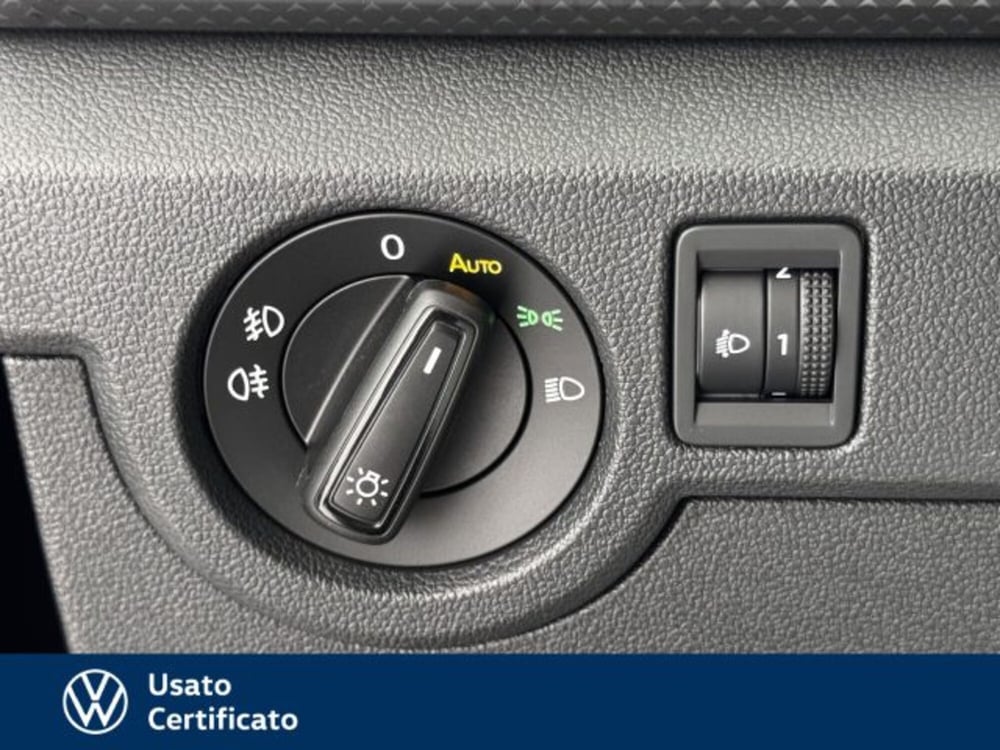 Volkswagen T-Cross usata a Vicenza (13)