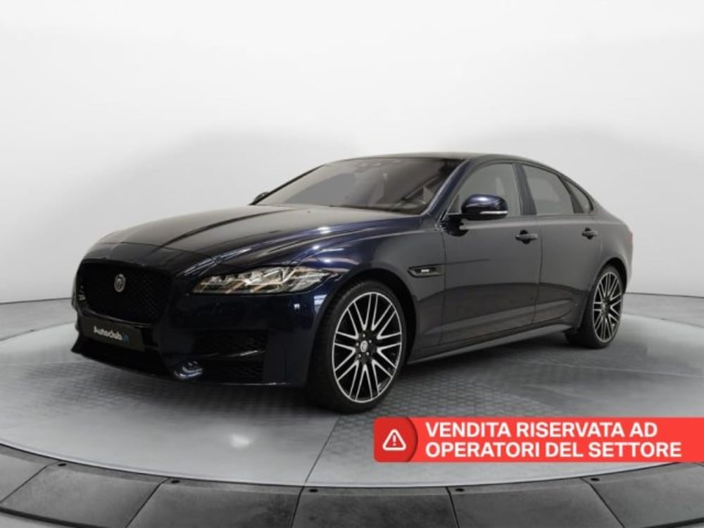 Jaguar XF usata a Modena