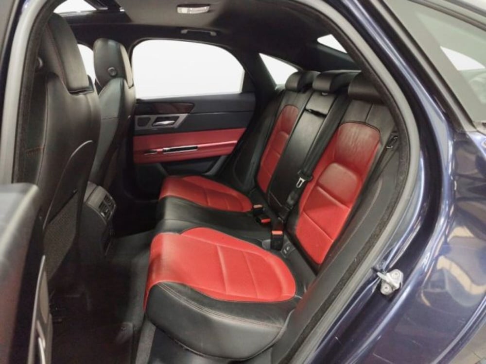 Jaguar XF usata a Modena (12)
