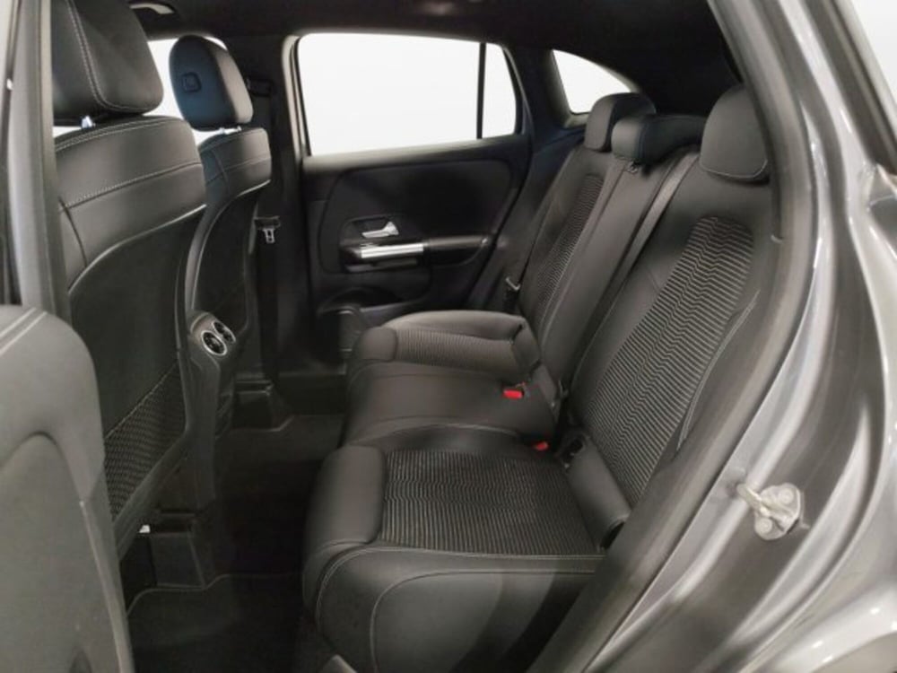 Mercedes-Benz GLA SUV usata a Modena (12)