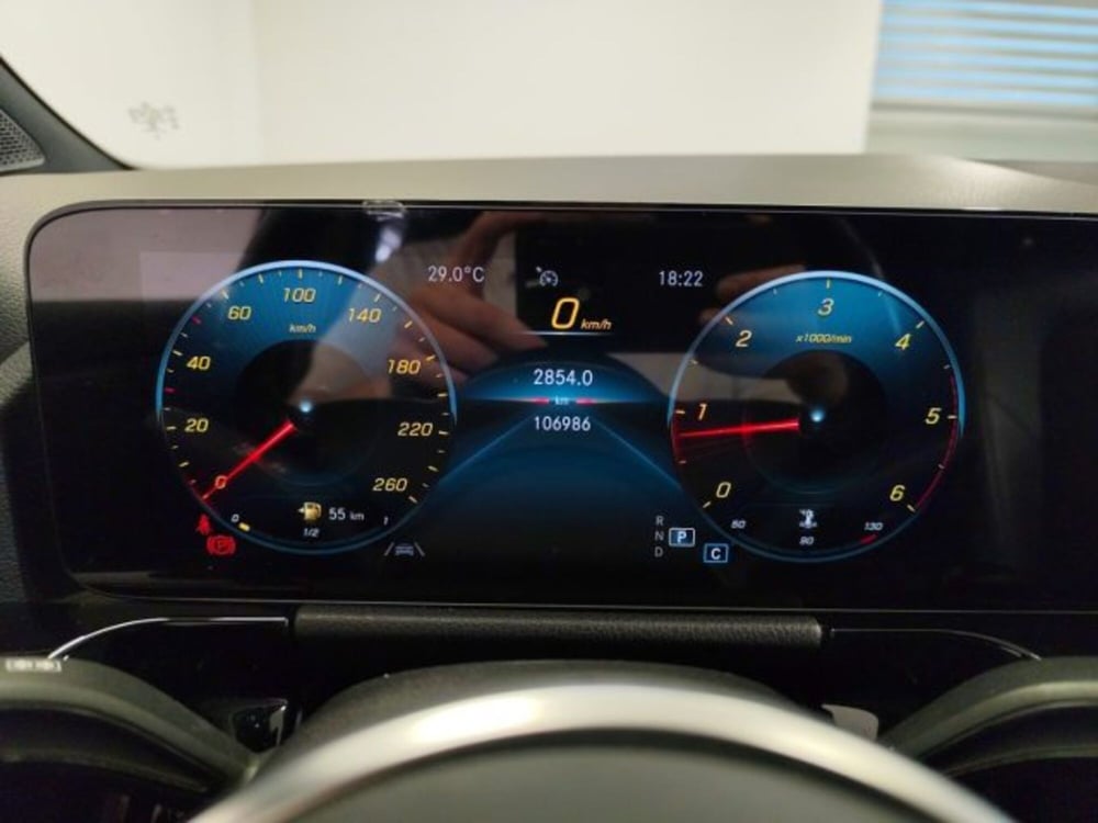 Mercedes-Benz GLA SUV usata a Modena (14)