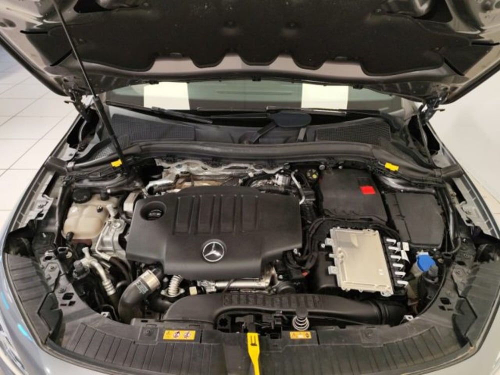 Mercedes-Benz GLA SUV usata a Modena (15)