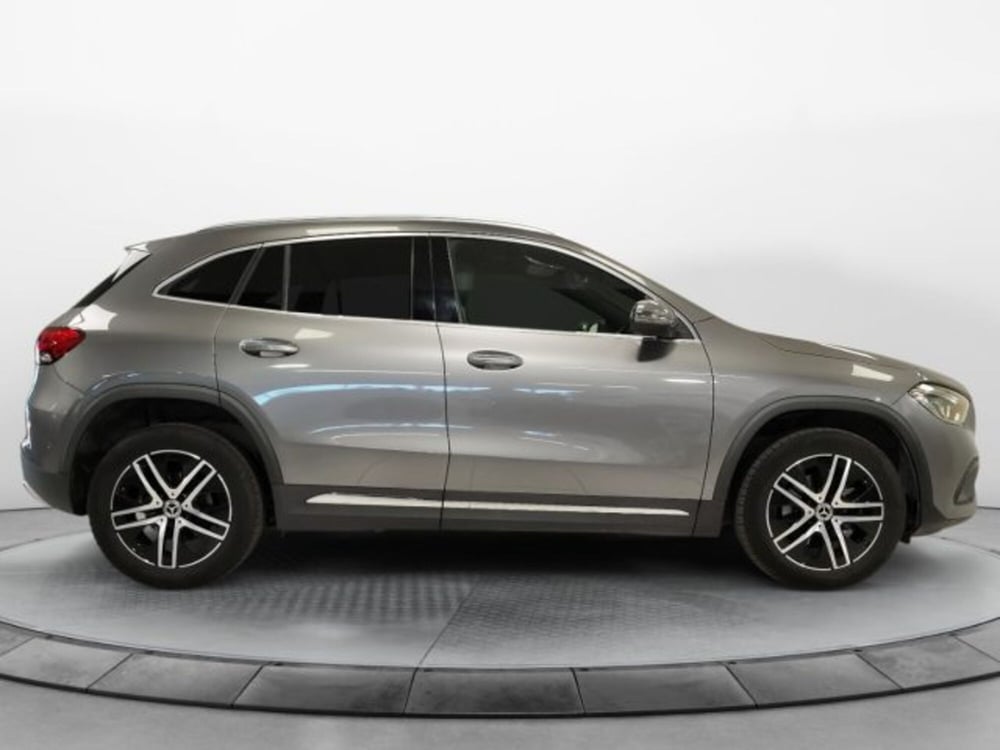 Mercedes-Benz GLA SUV usata a Modena (4)