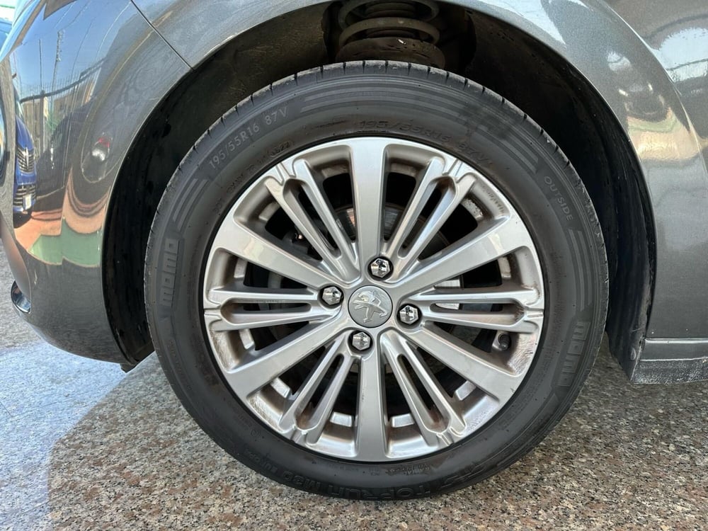 Peugeot 208 usata a Brescia (7)