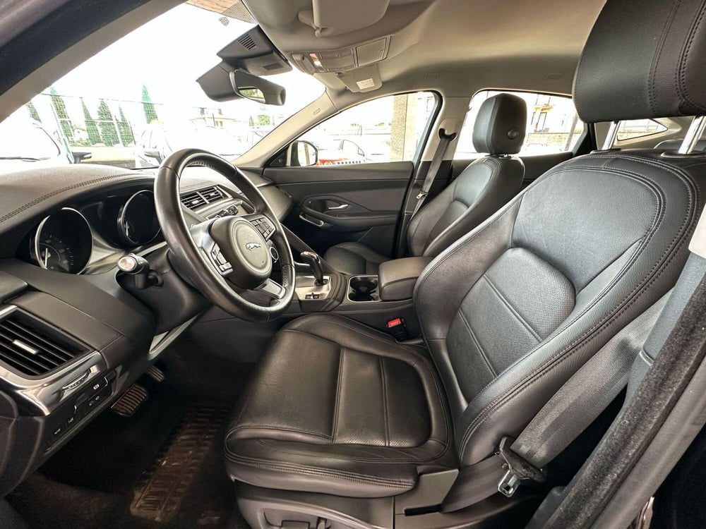 Jaguar E-Pace usata a Brescia (10)