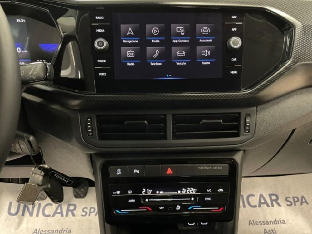 Volkswagen T-Cross usata a Cuneo (11)