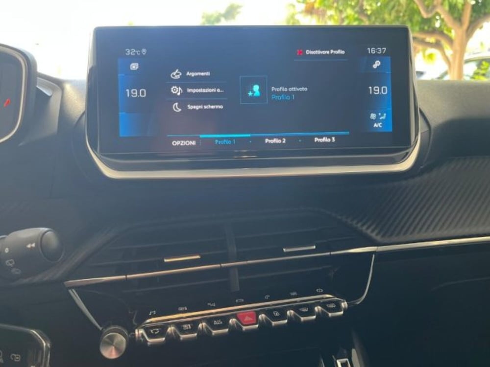 Peugeot 208 usata a Trapani (11)