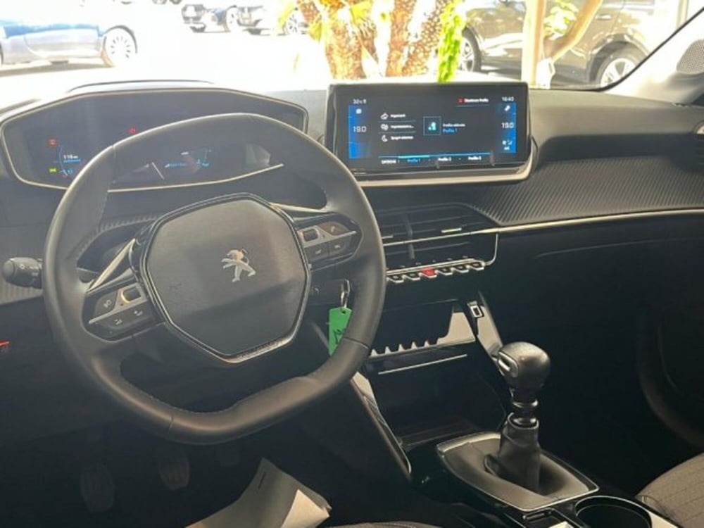 Peugeot 208 usata a Trapani (15)