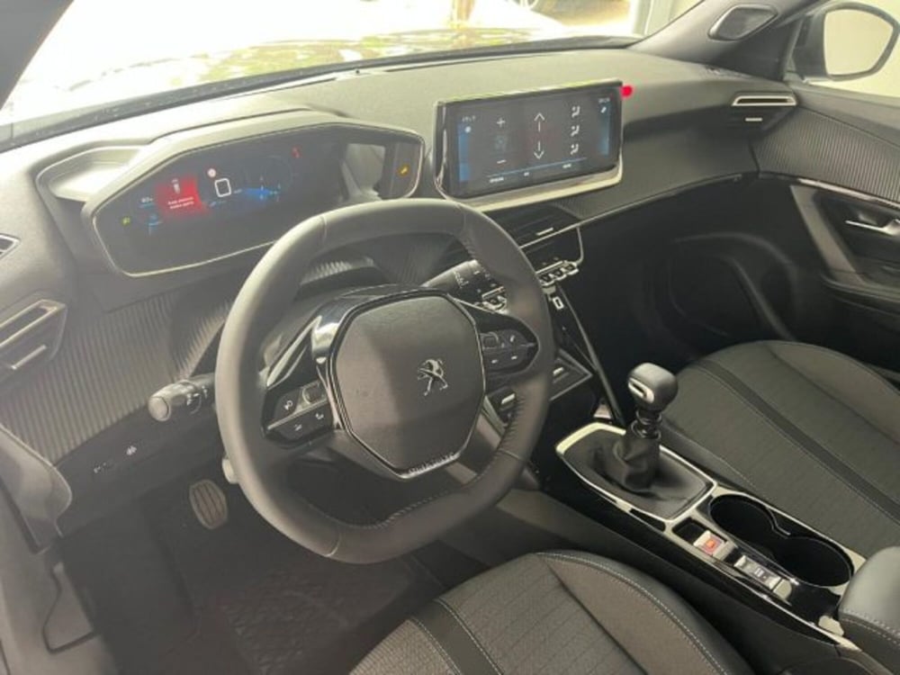 Peugeot 2008 nuova a Trapani (10)