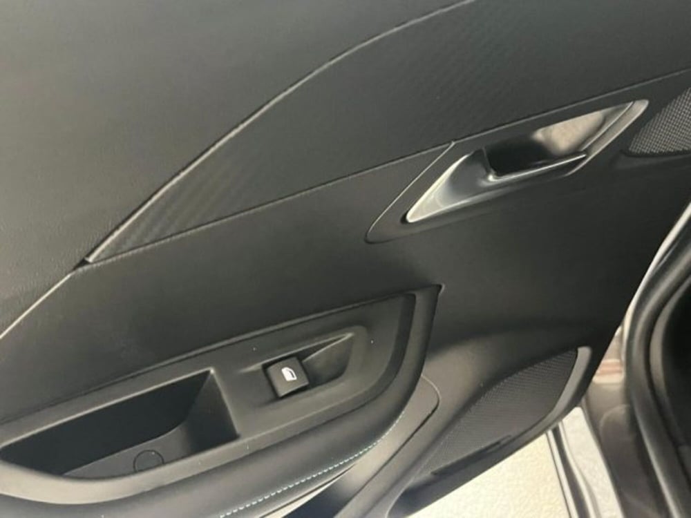 Peugeot 2008 nuova a Trapani (15)
