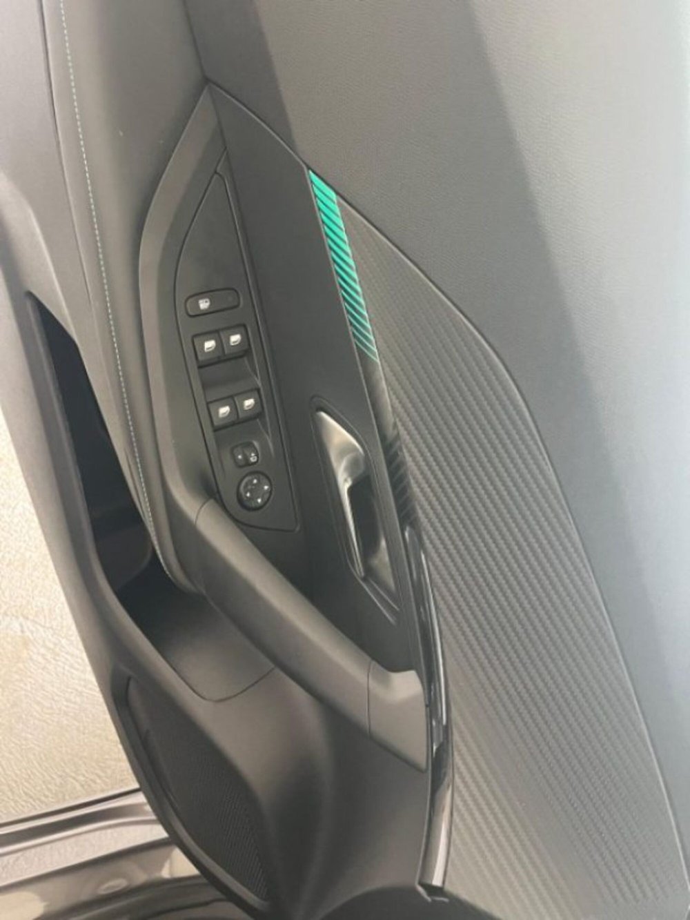Peugeot 2008 nuova a Trapani (8)