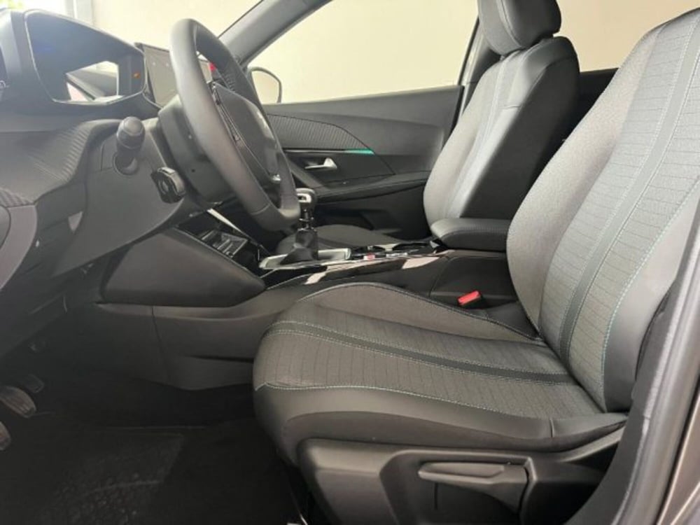 Peugeot 2008 nuova a Trapani (9)