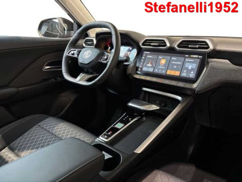 Mg ZS EV nuova a Bologna (15)