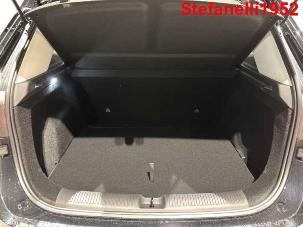 Mg ZS EV nuova a Bologna (7)