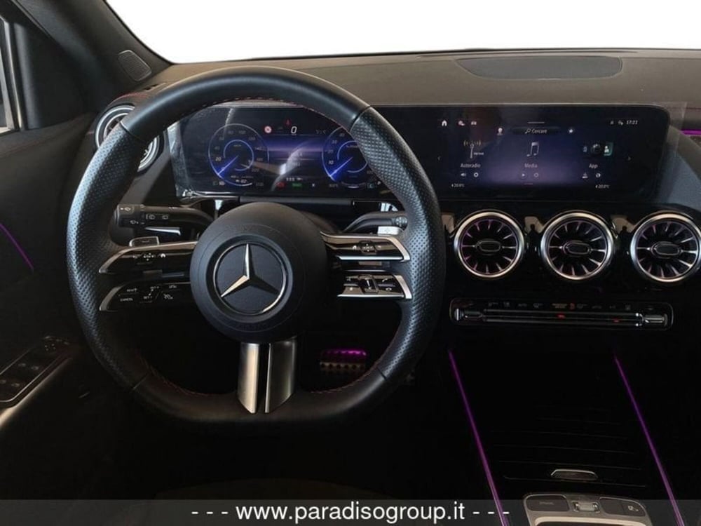 Mercedes-Benz EQA nuova a Catanzaro (11)