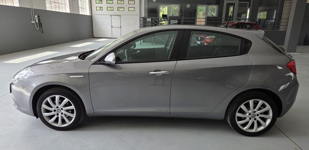 Alfa Romeo Giulietta usata a Torino (14)