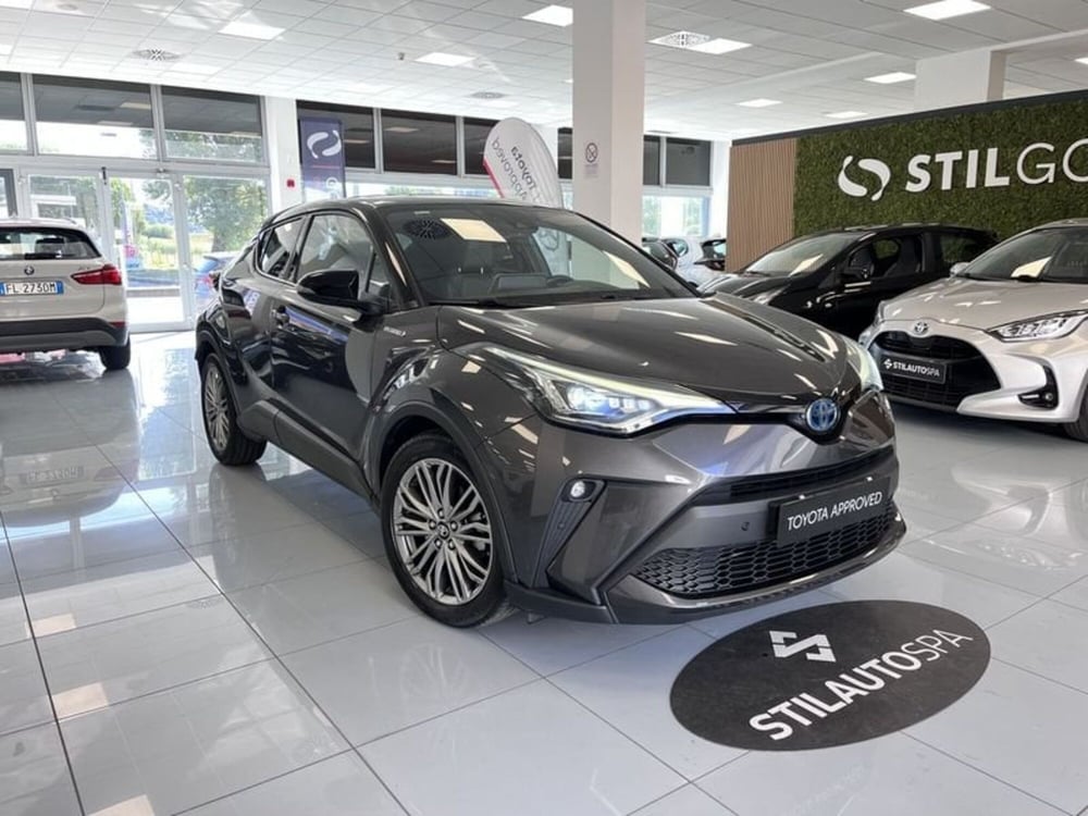 Toyota Toyota C-HR usata a Prato (3)