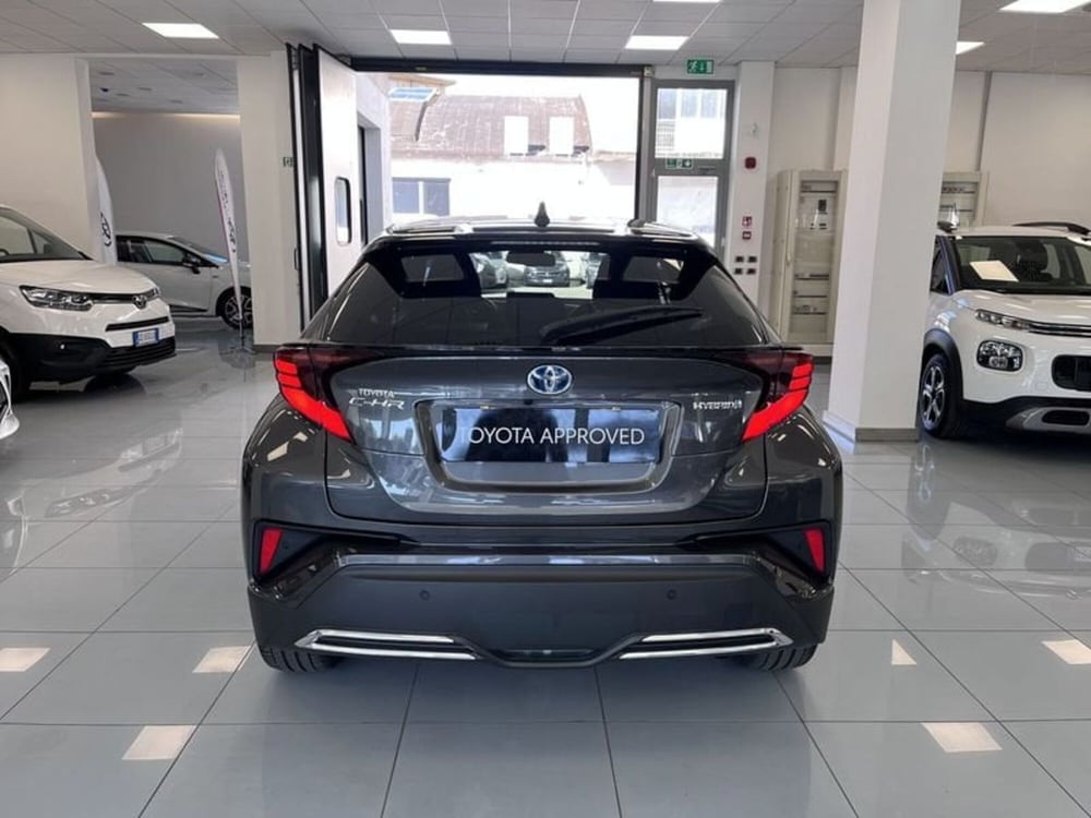 Toyota Toyota C-HR usata a Prato (5)