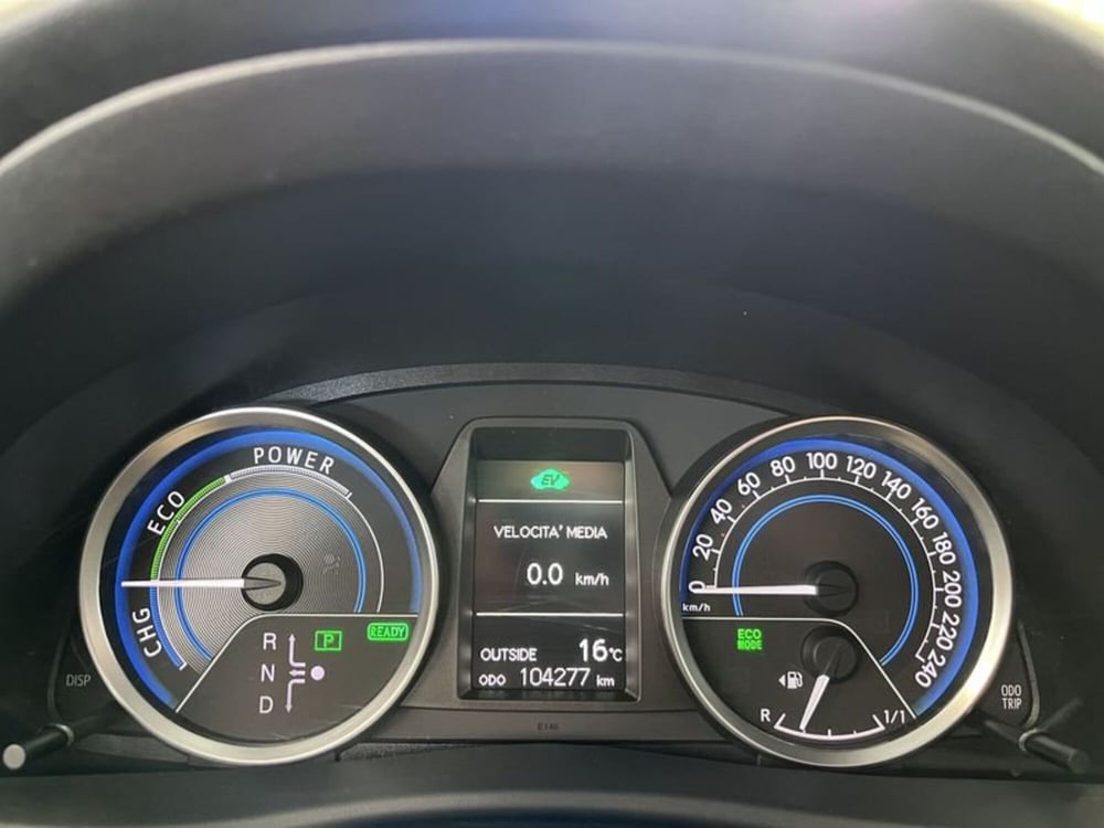Toyota Auris usata a Prato (11)