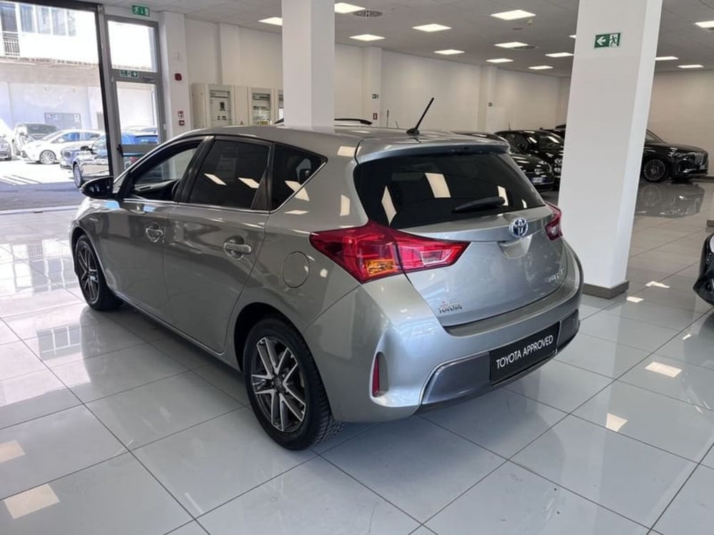 Toyota Auris usata a Prato (6)