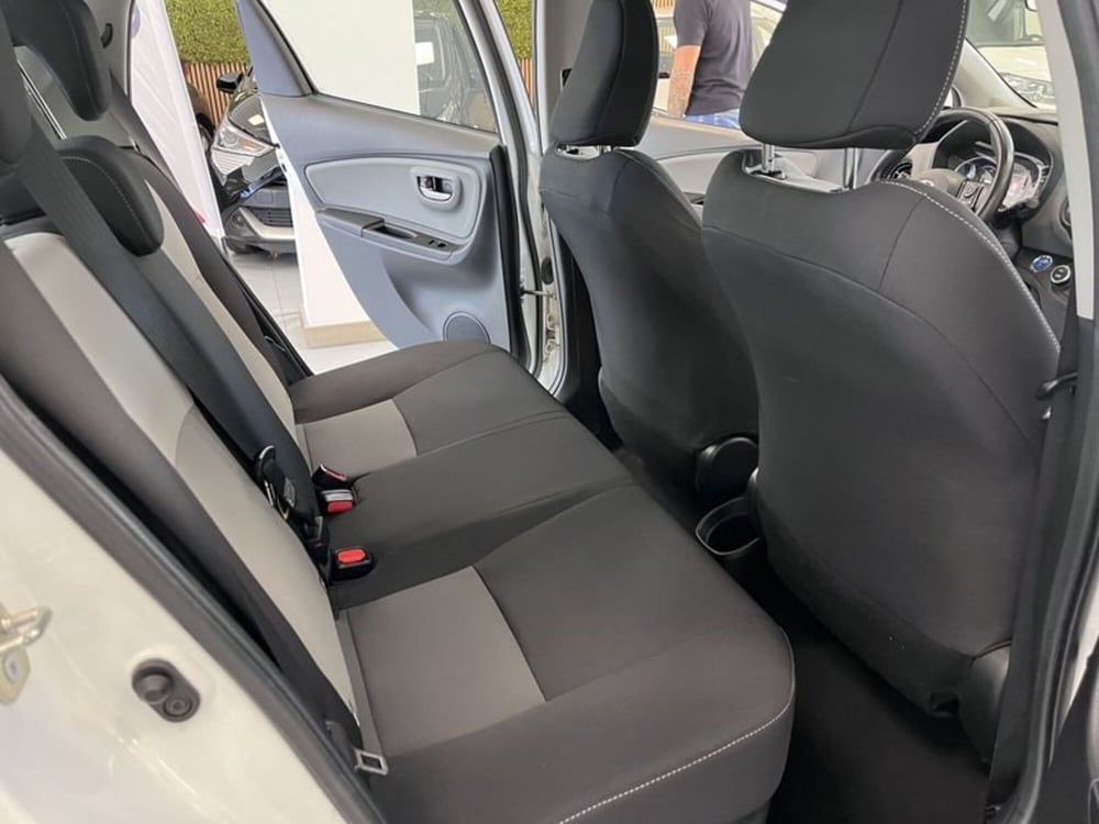 Toyota Yaris usata a Prato (9)