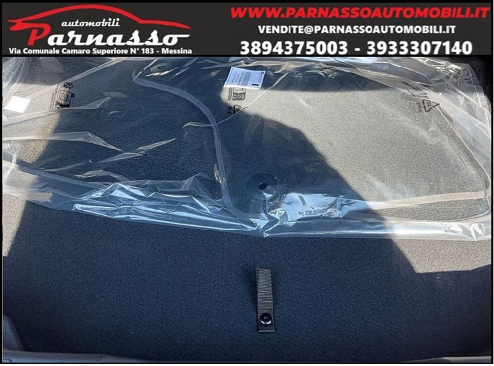 Jeep Avenger nuova a Messina (17)