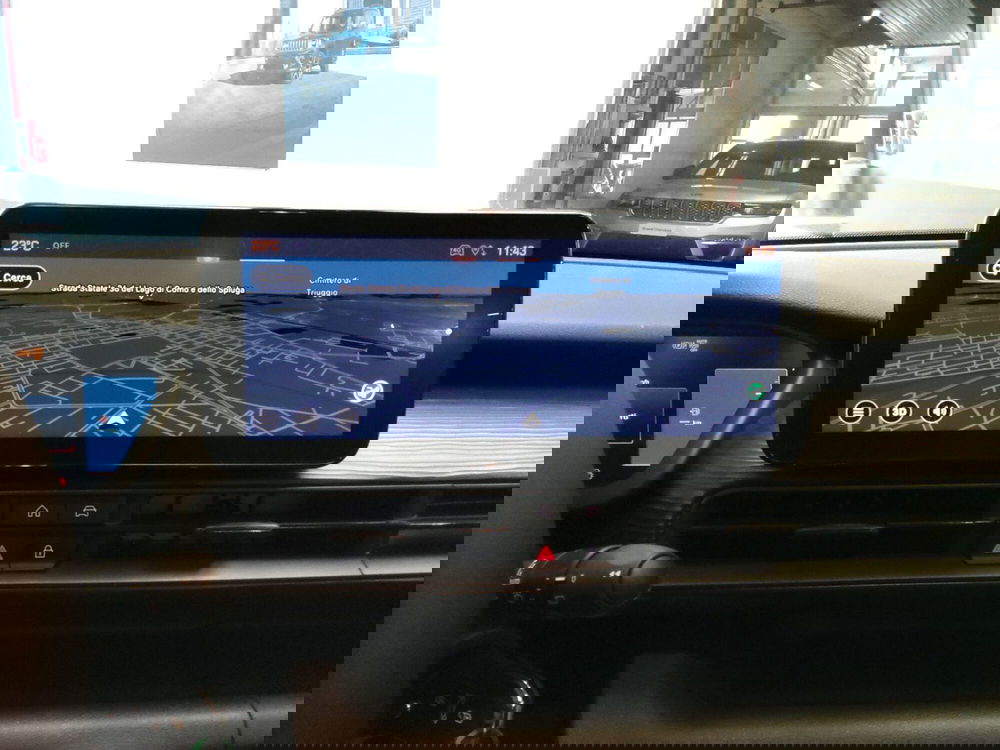 Jeep Avenger nuova a Monza e Brianza (17)