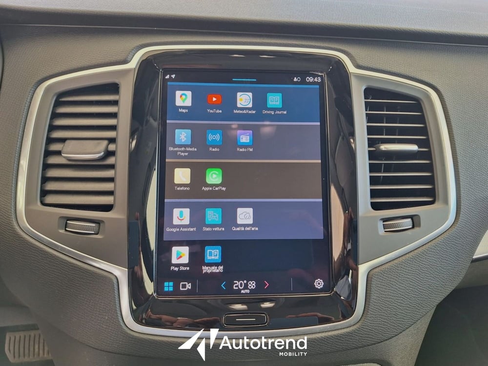 Volvo XC90 usata a Bari (13)