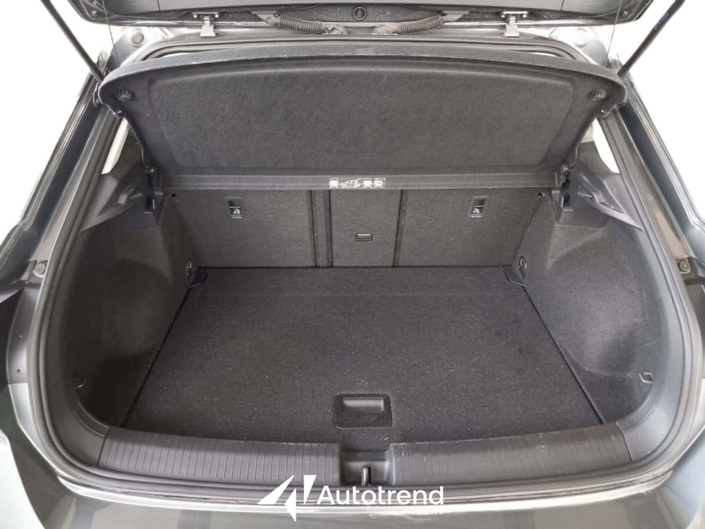 Volkswagen T-Roc usata a Bari (15)