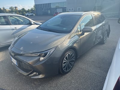 Toyota Corolla Touring Sports 1.8 Hybrid Style del 2019 usata a Piacenza