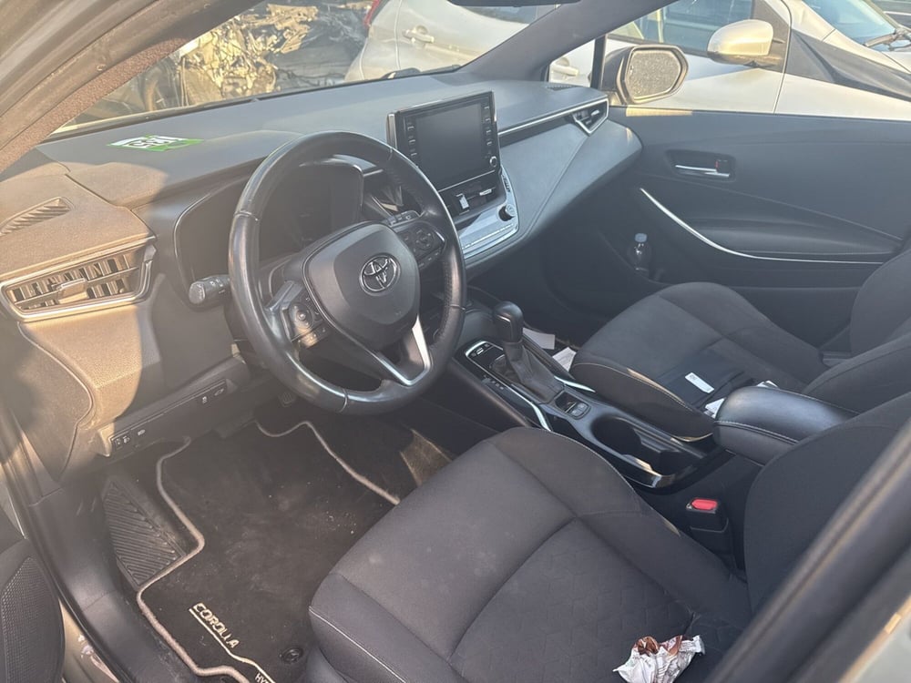 Toyota Corolla Touring Sports usata a Piacenza (8)