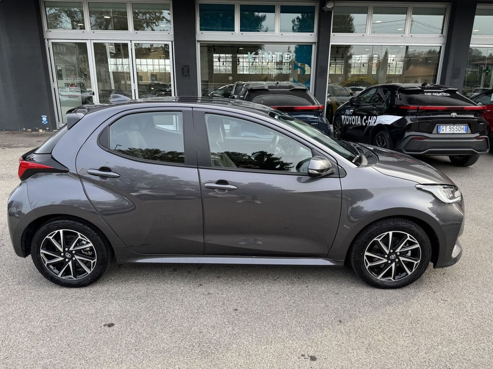 Toyota Yaris usata a Como (11)
