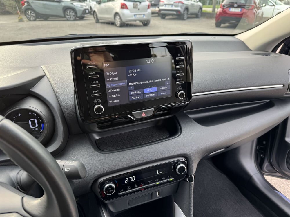 Toyota Yaris usata a Como (13)