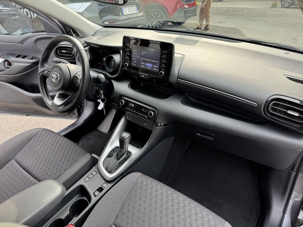 Toyota Yaris usata a Como (5)