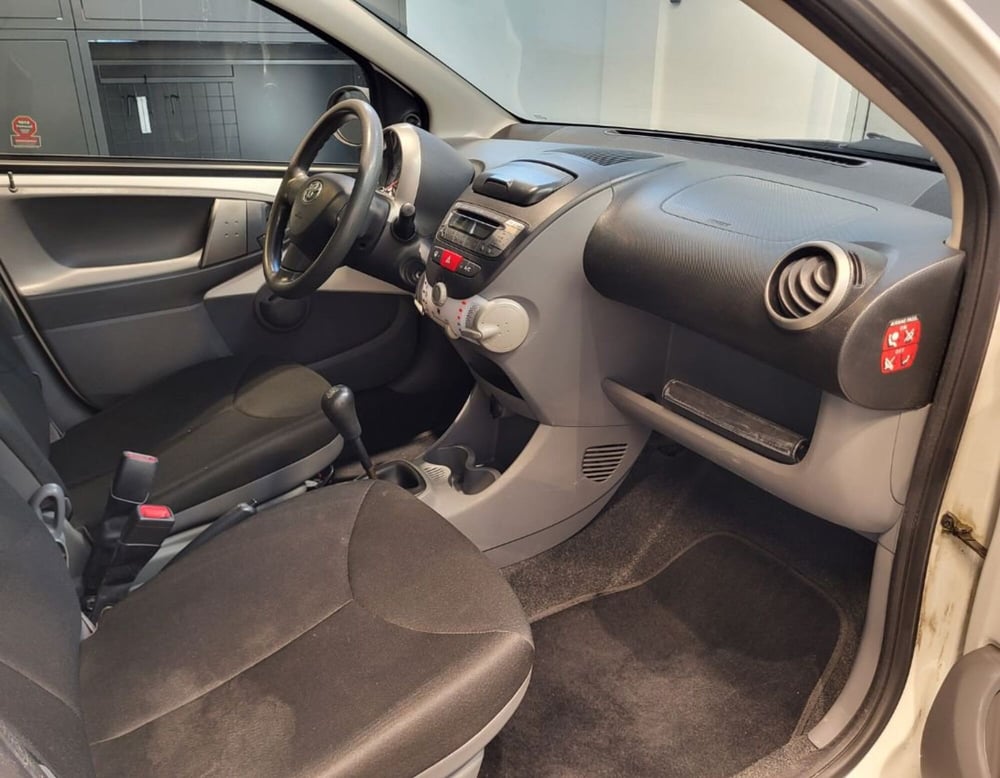 Toyota Aygo usata a Ferrara (12)