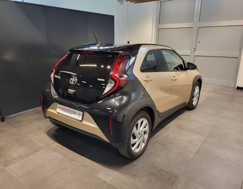 Toyota Aygo X usata a Ferrara (18)