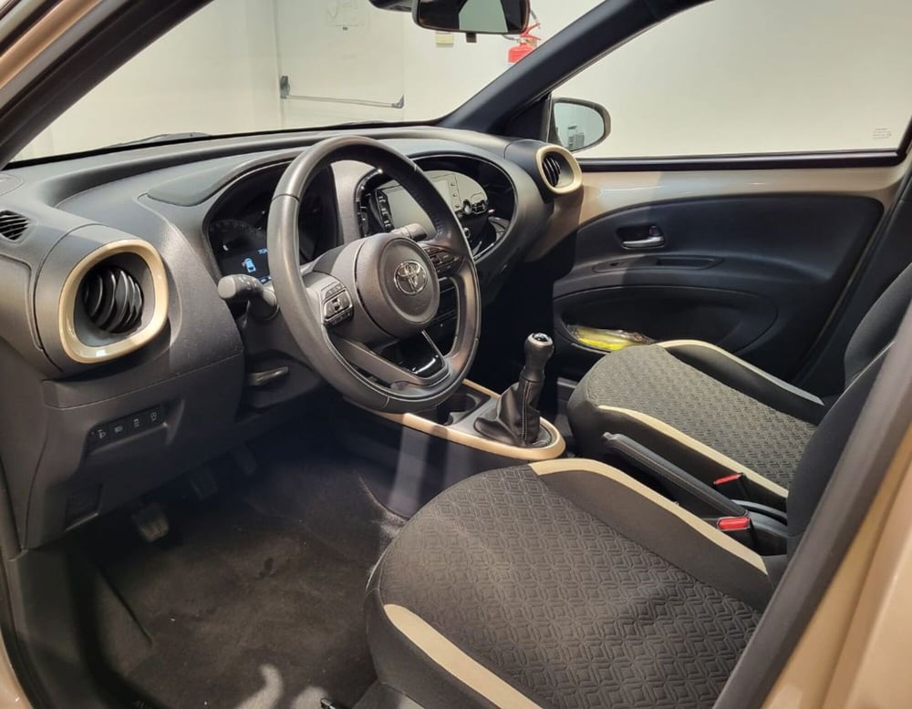 Toyota Aygo X usata a Ferrara (5)