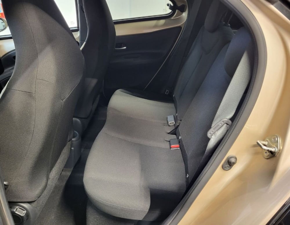 Toyota Aygo X usata a Ferrara (7)