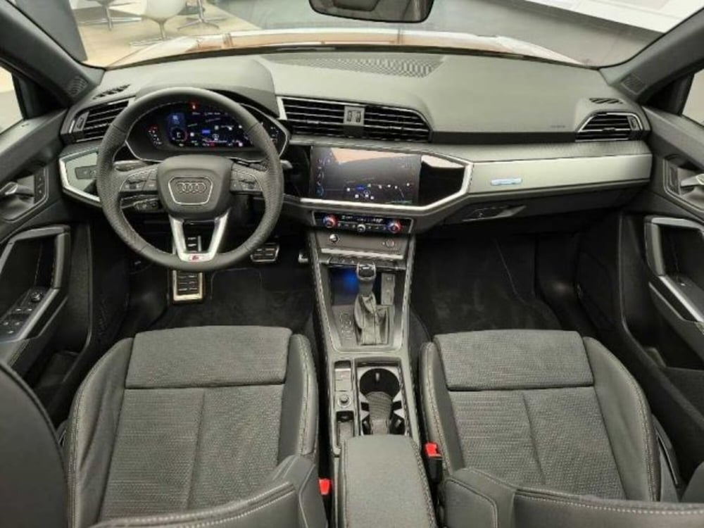 Audi Q3 nuova a Bologna (10)