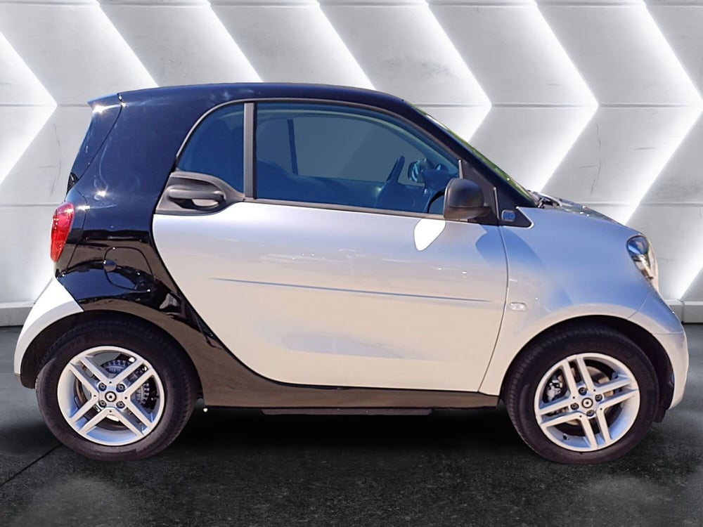smart Fortwo usata  (5)