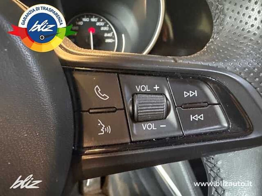 Alfa Romeo Stelvio usata a Udine (16)