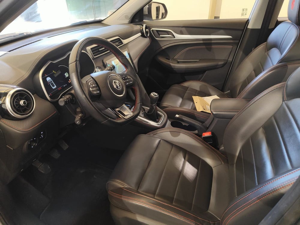 Mg ZS (2021-->) usata a Milano (12)