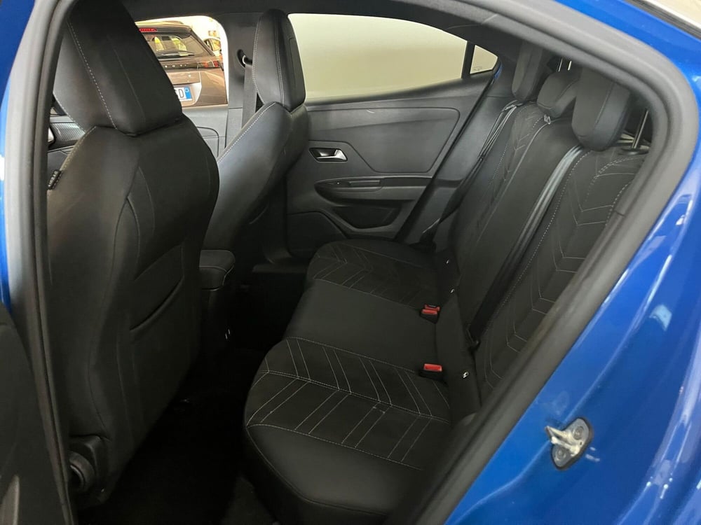 Opel Mokka usata a Milano (13)