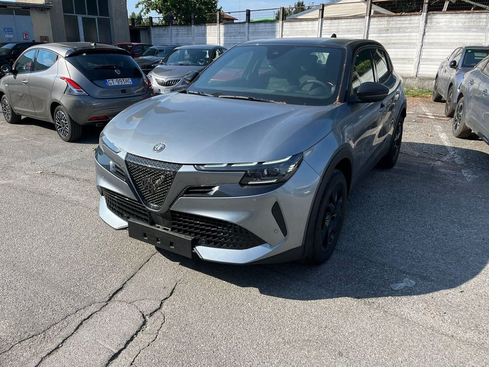 Alfa Romeo Junior nuova a Milano
