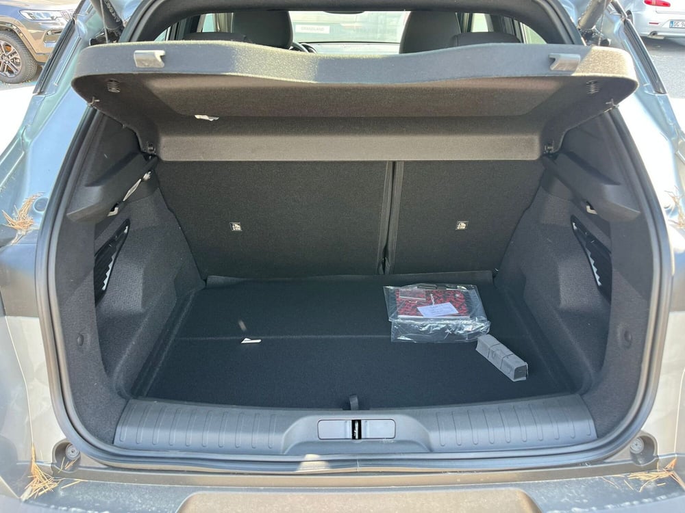 Alfa Romeo Junior nuova a Milano (10)