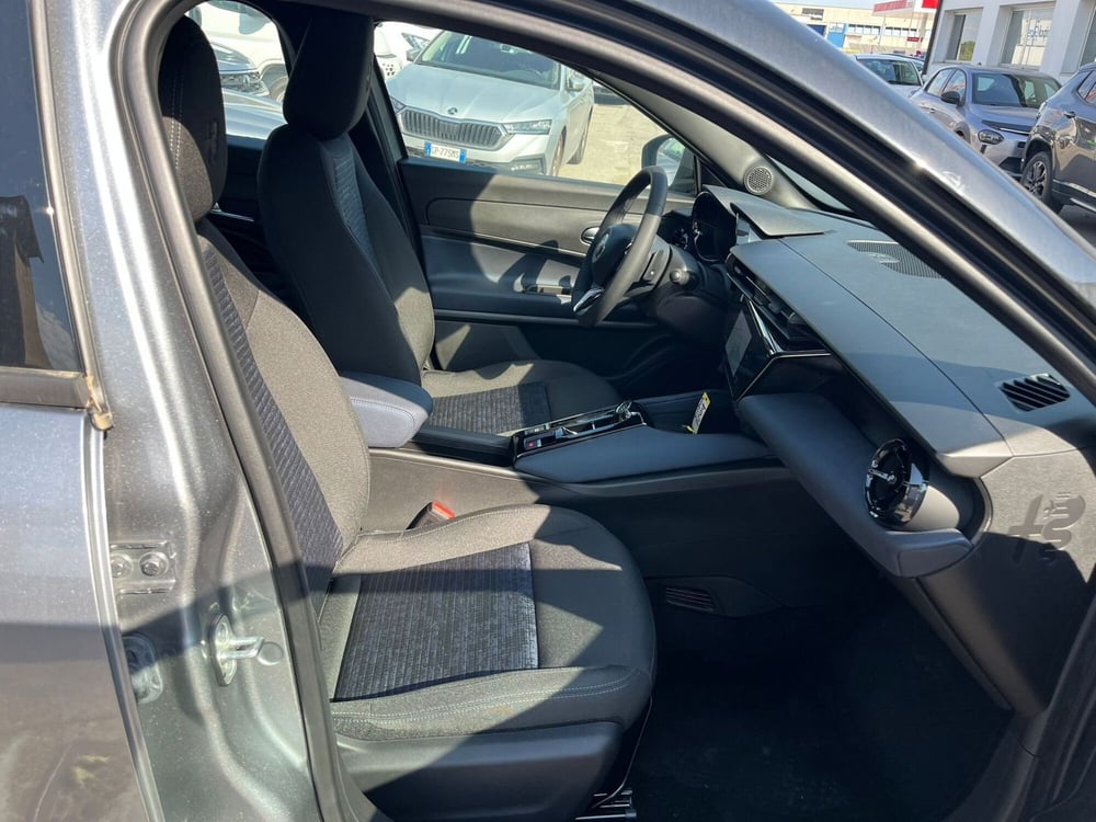 Alfa Romeo Junior nuova a Milano (12)