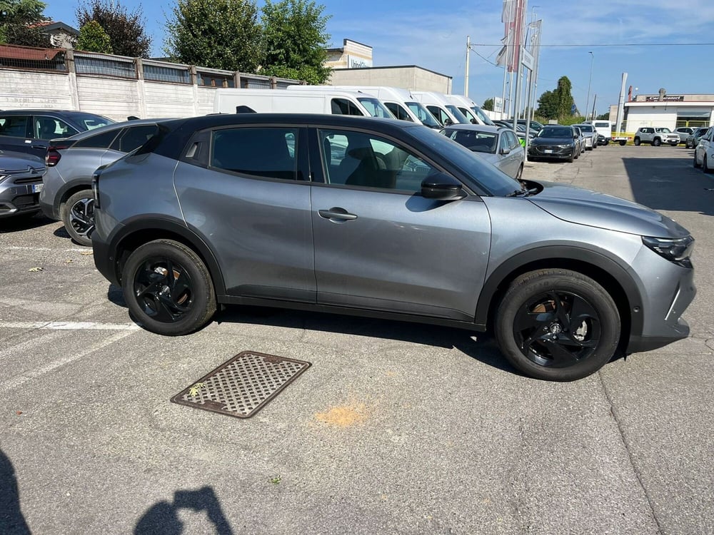 Alfa Romeo Junior nuova a Milano (5)