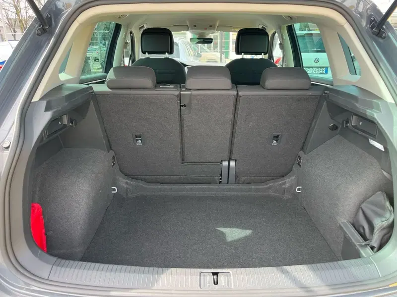Volkswagen Tiguan usata a Milano (10)